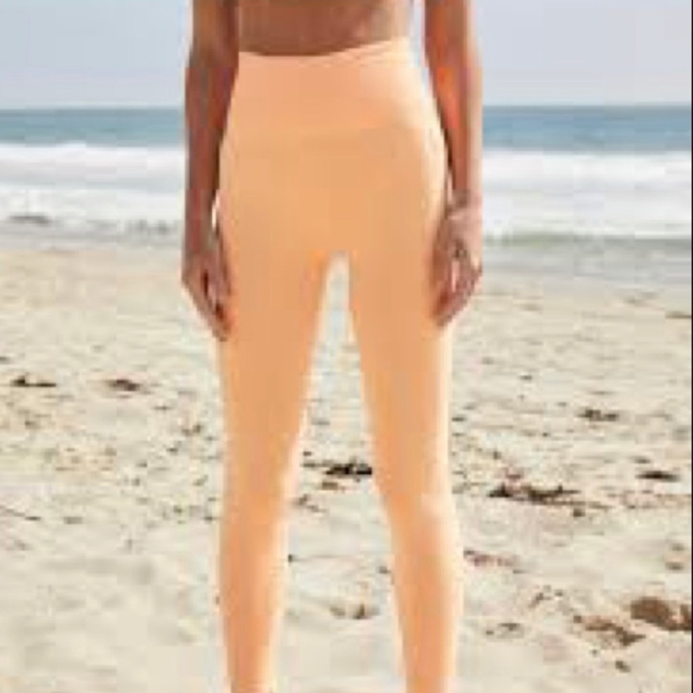 NEW Free People Movement Happiness Flirty top & Good Karma Leggings Set - Picture 4 of 13